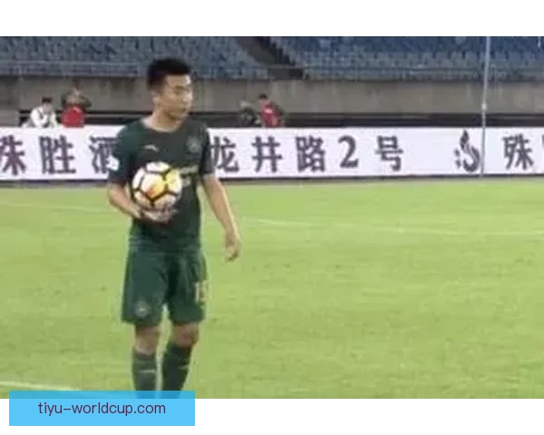 德转浙江后卫董宇加盟青西海岸